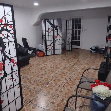 Omar'S Place - Shared Rooms 迈阿密 外观 照片